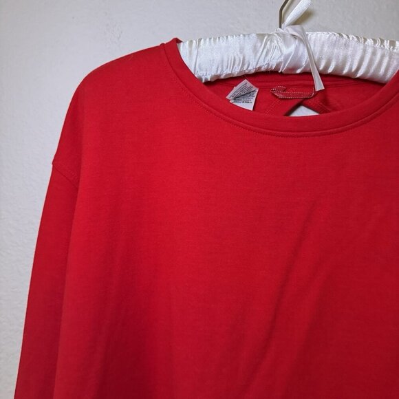 Victoria Sport Womens Sweatshirt Size Medium Red Key Hole Back Long Sleeve - Picture 2 of 8